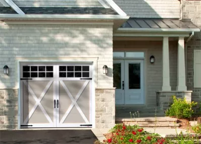 5 Must-Have Accessories for a Stylish Garage Door